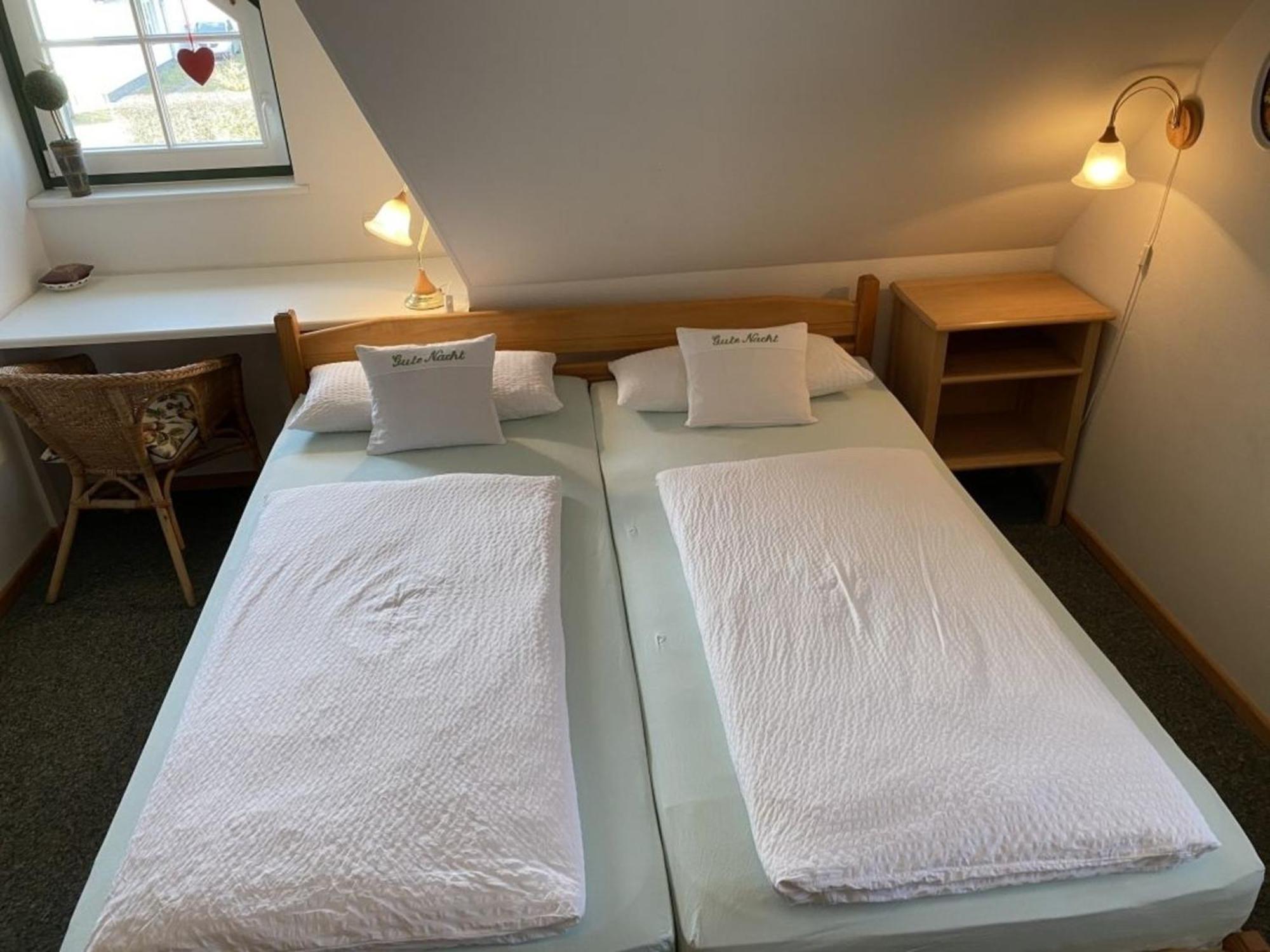 Ferienwohnung Nr 07 Og Spitzboden บอร์น ภายนอก รูปภาพ